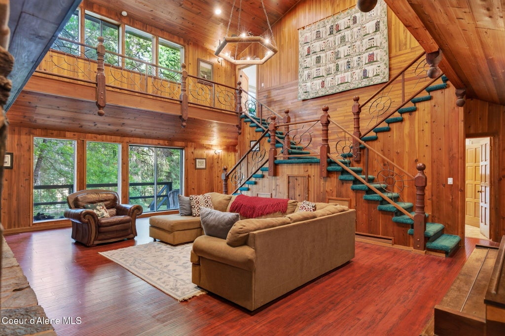 Photo of 2298 Selkirk Rd, Sandpoint, ID 83864 (MLS # 26-9279)