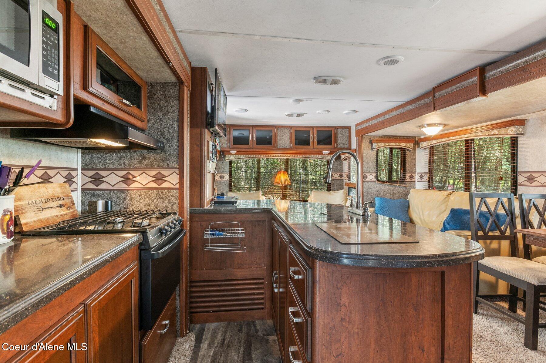 24045 N Lakeview Blvd, Rathdrum, Alaska image 12