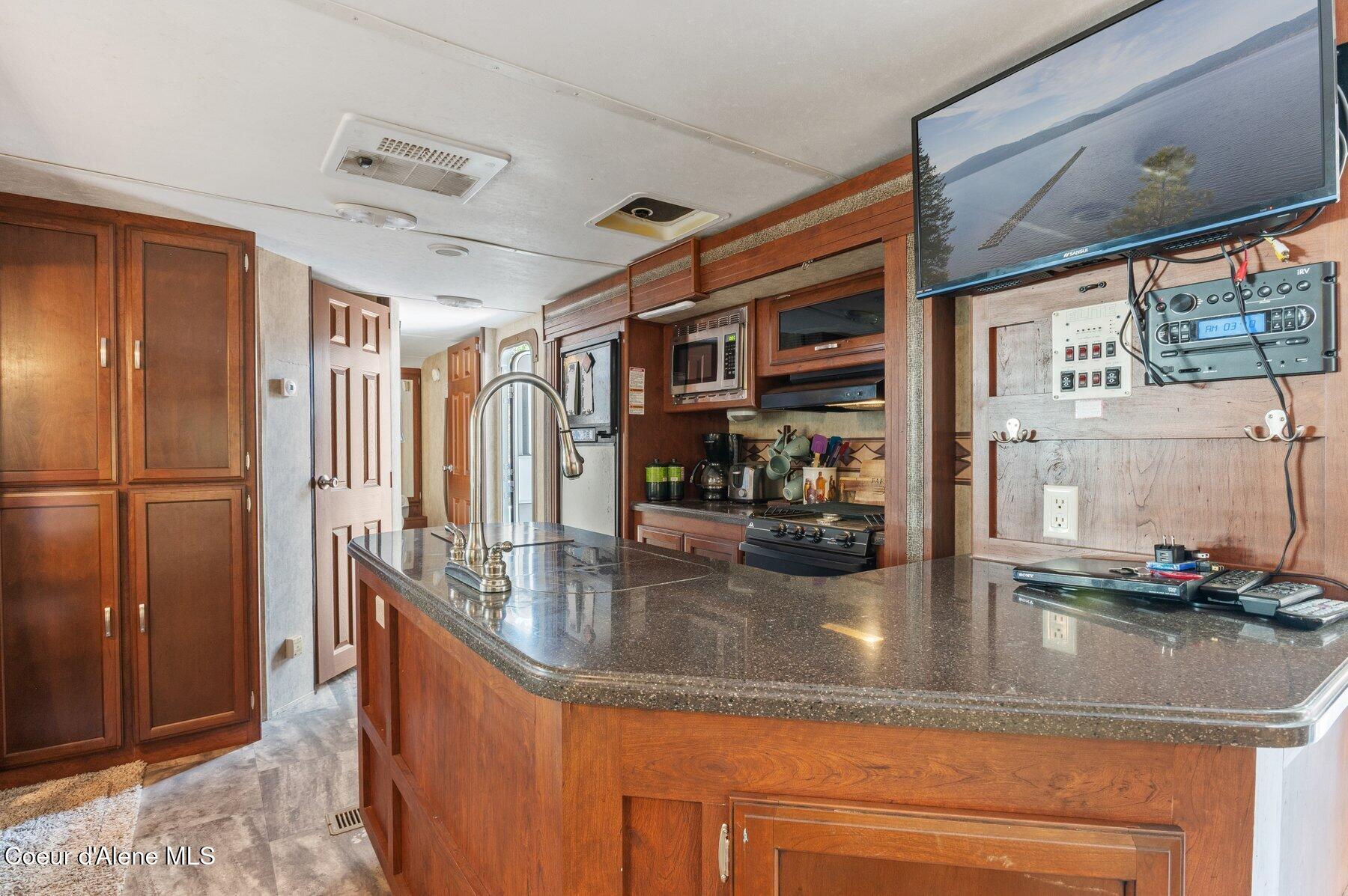 24045 N Lakeview Blvd, Rathdrum, Alaska image 11