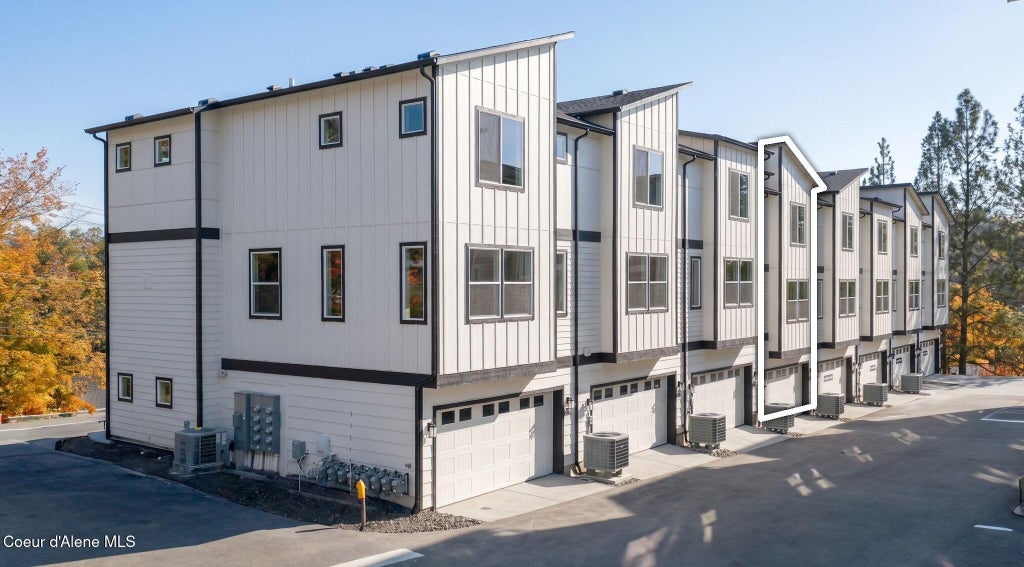 Photo of 1111 Pinewood, Coeur dAlene, ID 83814 (MLS # 26-10115)