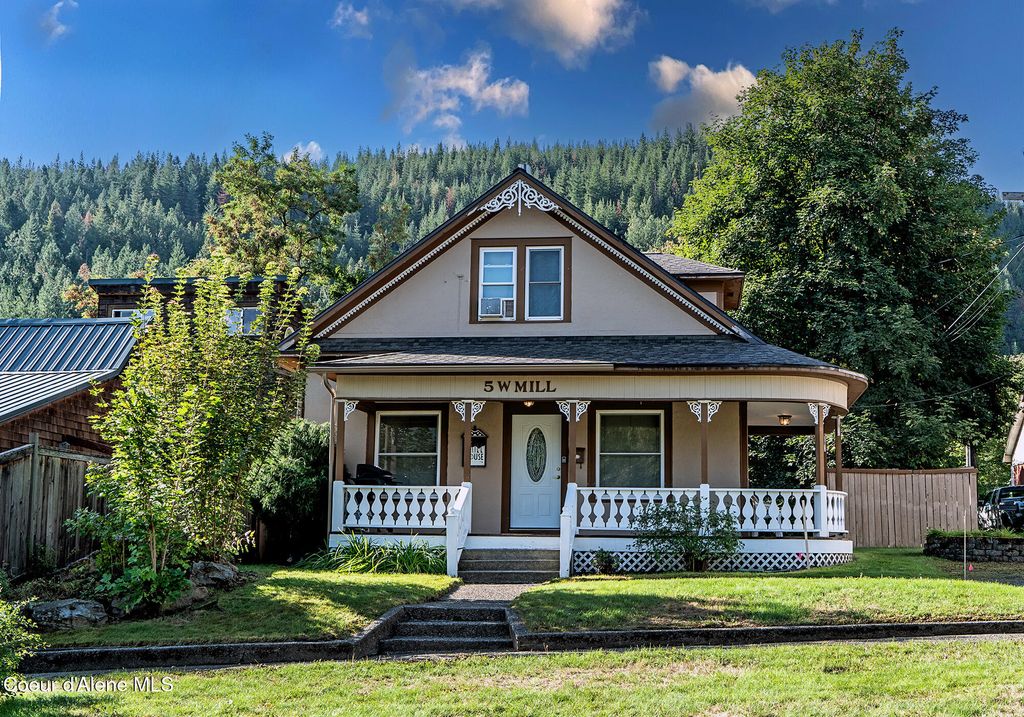 Photo of 5 Mill Ave, Kellogg, ID 83837 (MLS # 26-2540)