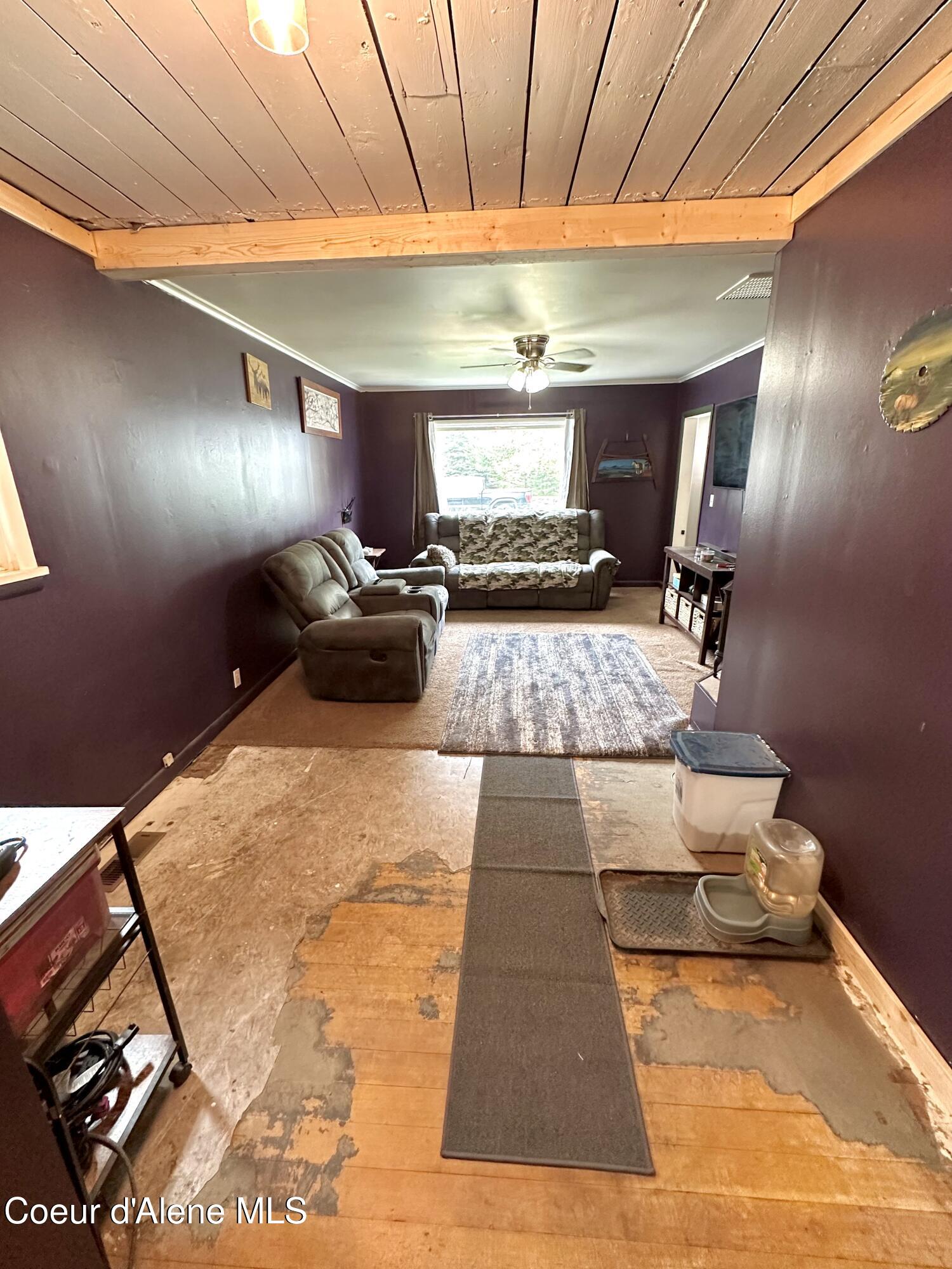 1128 E Garden Ave, Osburn, Alaska image 3
