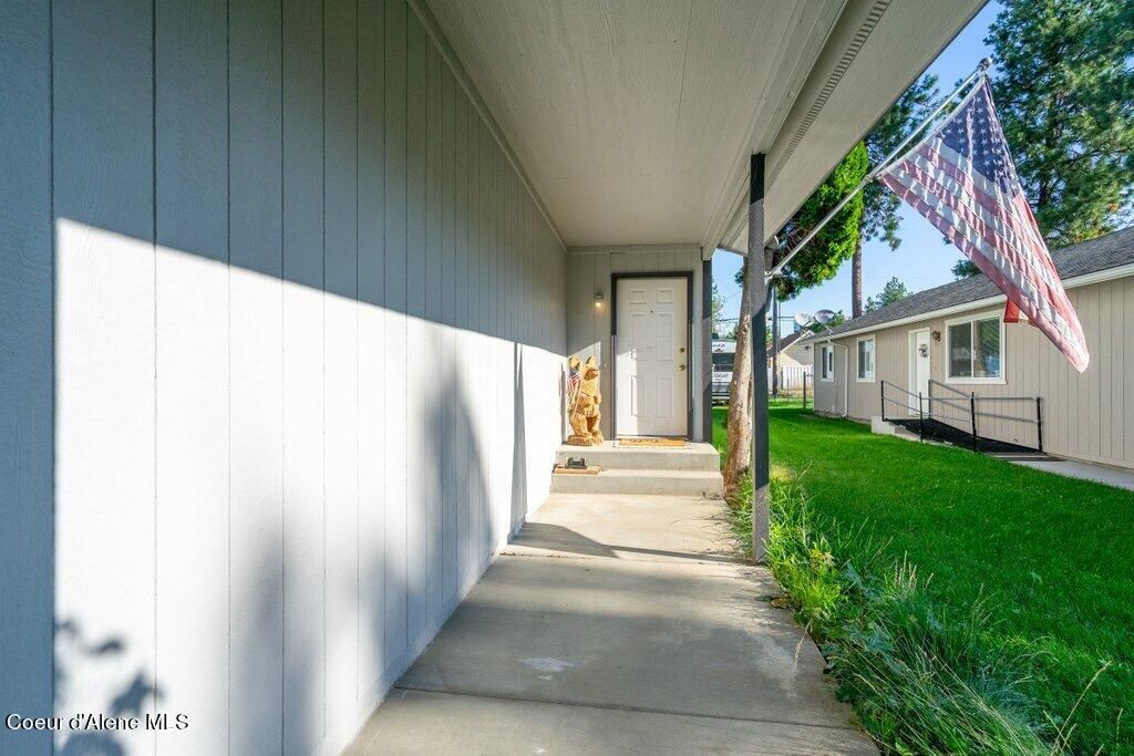 Photo of 108 W 19th AVE, Post Falls, ID 83854 (MLS # 24-8353)