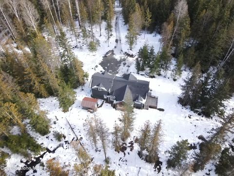 Photo of 186 Coyote Trl, Sandpoint, ID 83864 (MLS # 26-1161)