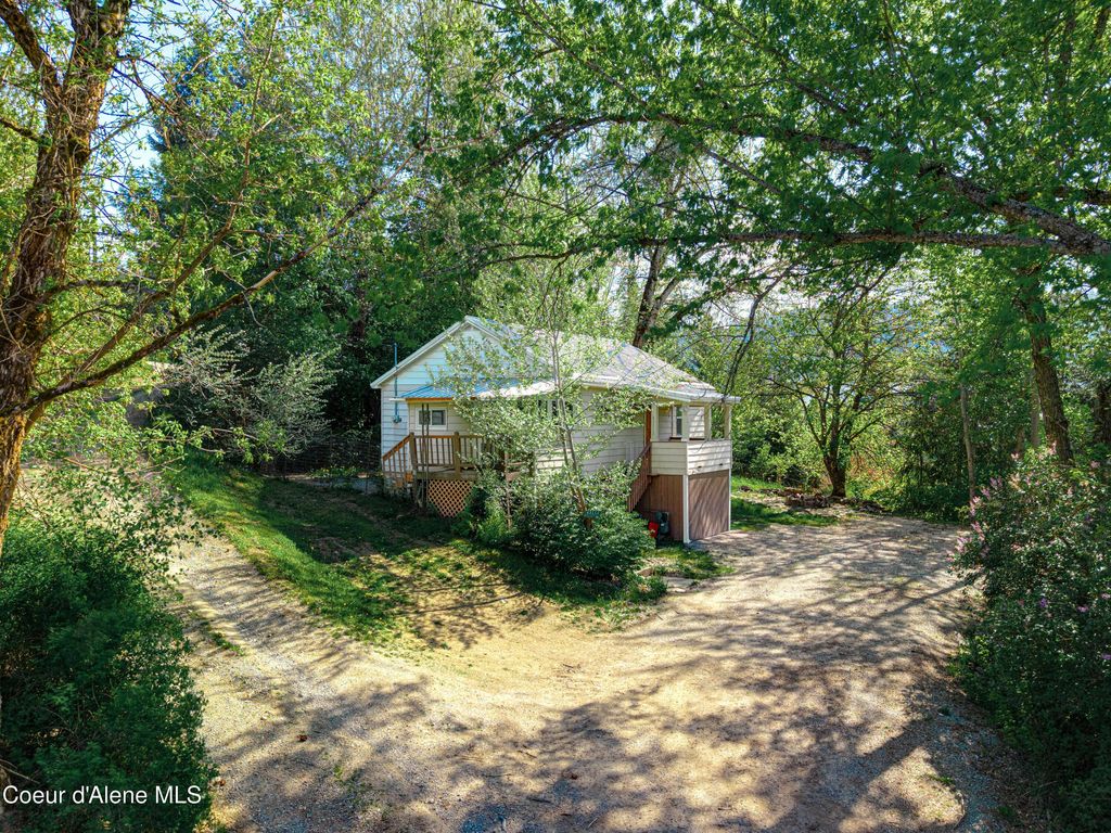 Photo of 43112 Silver Valley Valley, Kingston, ID 83839 (MLS # 26-4921)