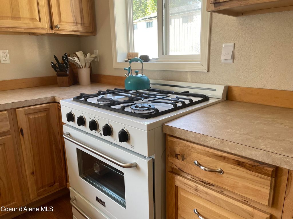 Photo of 1094 Fortyniner Ln, Bonners Ferry, ID 83805 (MLS # 26-1159)