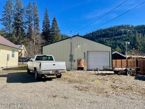 Single Family Residence in Wallace ID 113 Main Ave. 8.jpg