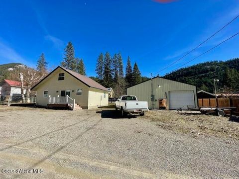 Single Family Residence in Wallace ID 113 Main Ave. 7.jpg