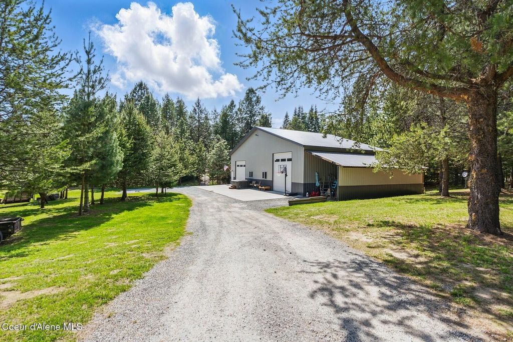 Photo of 306 Eastside Rd, Priest River, ID 83856 (MLS # 25-4724)
