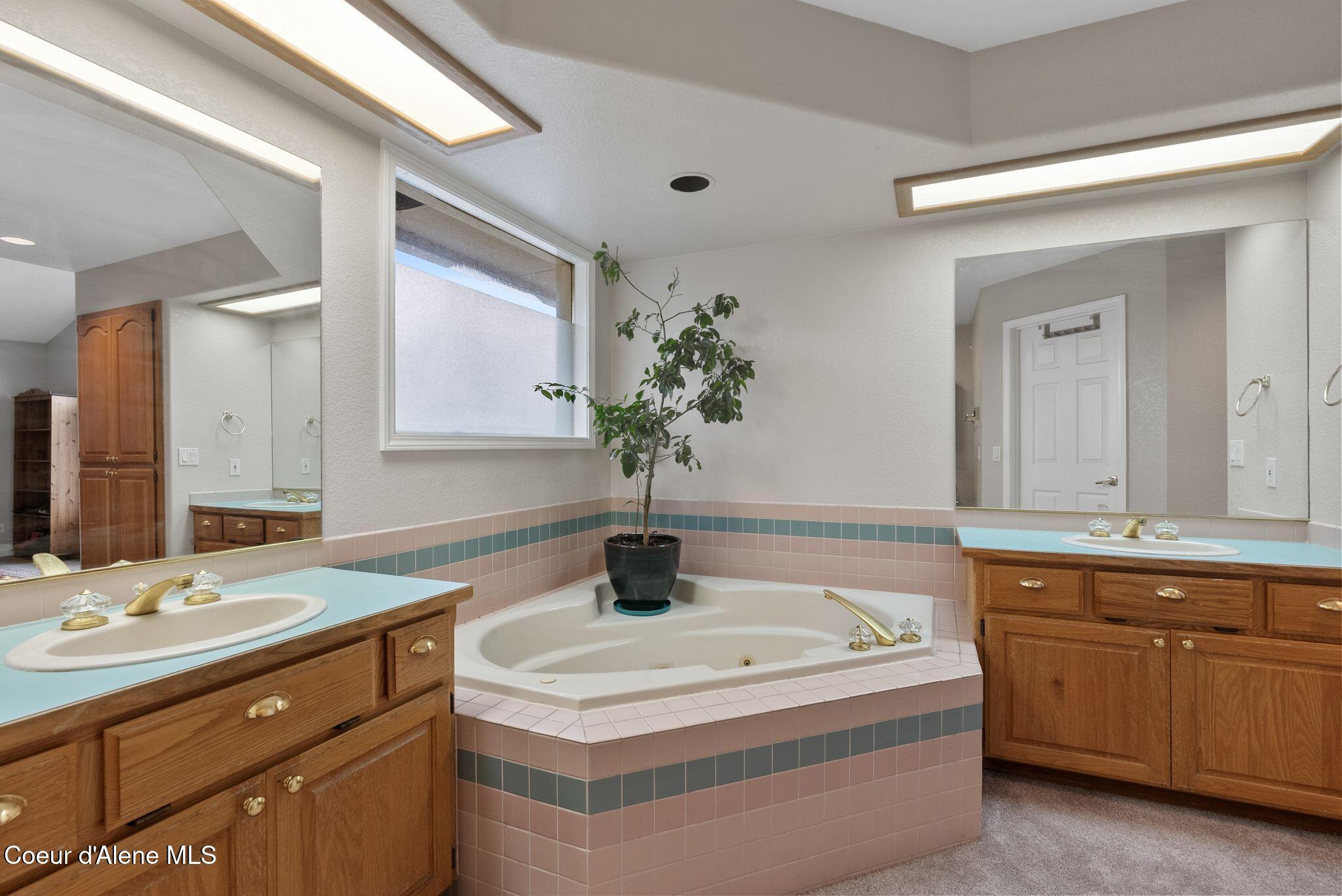 8110 N Sundance Dr, Coeur d'Alene, Idaho image 35