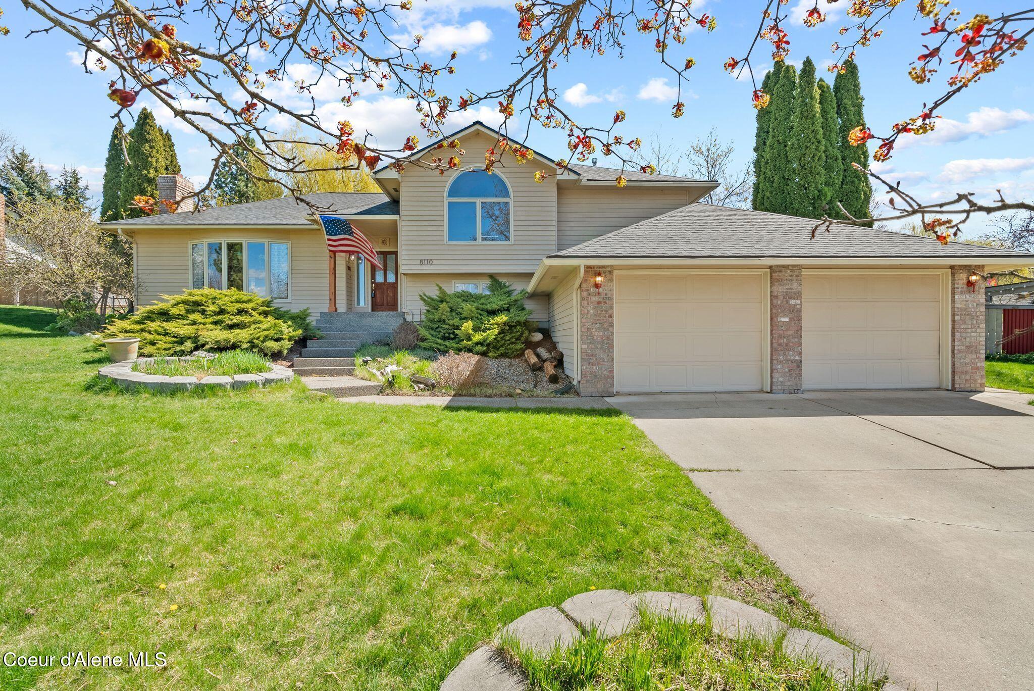 8110 N Sundance Dr, Coeur d'Alene, Idaho image 2