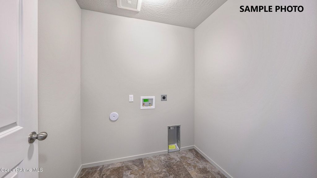 Photo of 224 TREELINE St, Airway Heights, WA 99001 (MLS # 25-10533)