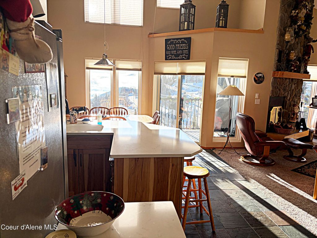 Photo of 155 Crystal Springs Springs # 402, Sandpoint, ID 83864 (MLS # 26-2135)