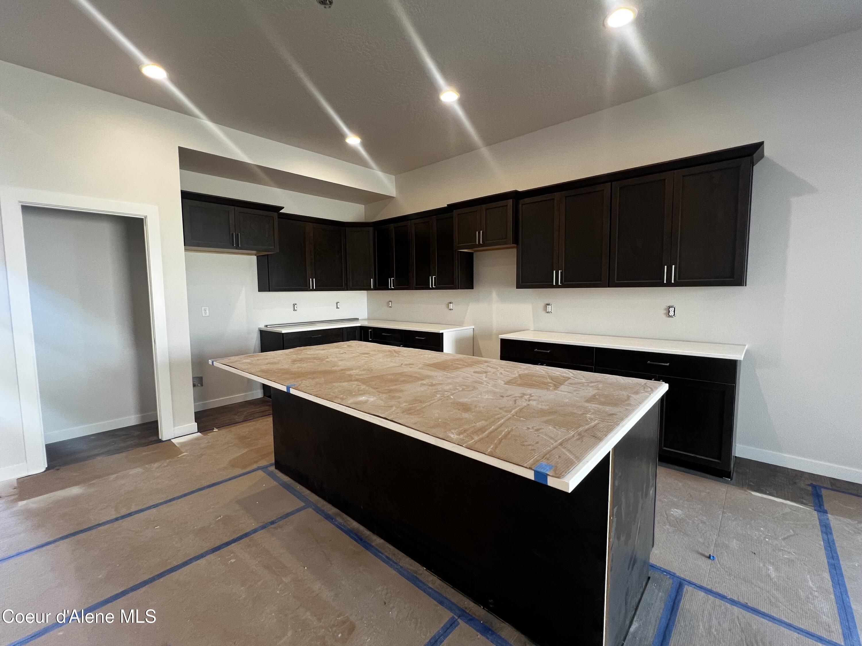 3384 N Cyprus Fox Lp, Post Falls, Idaho image 3
