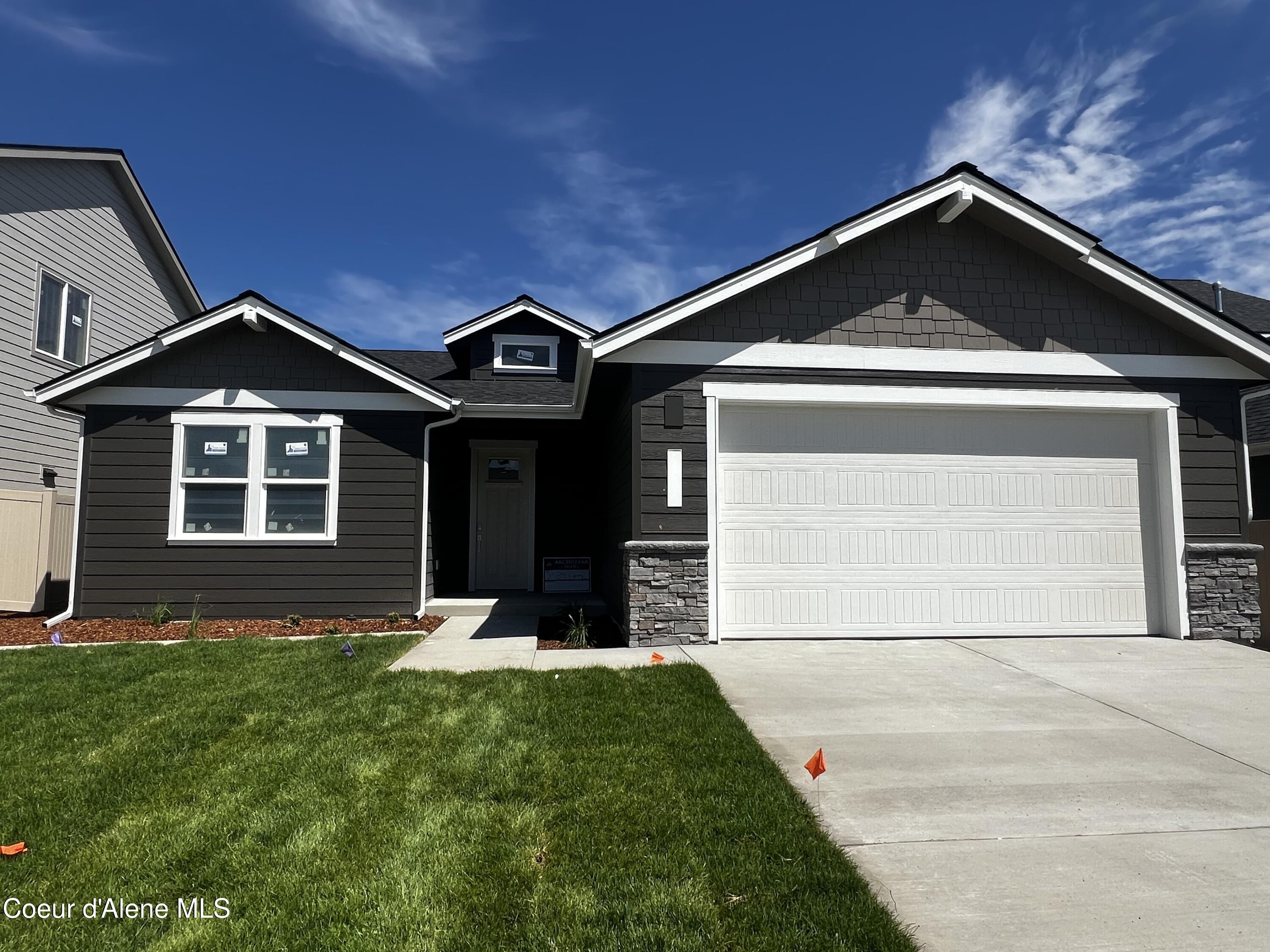 3384 N Cyprus Fox Lp, Post Falls, Idaho image 2