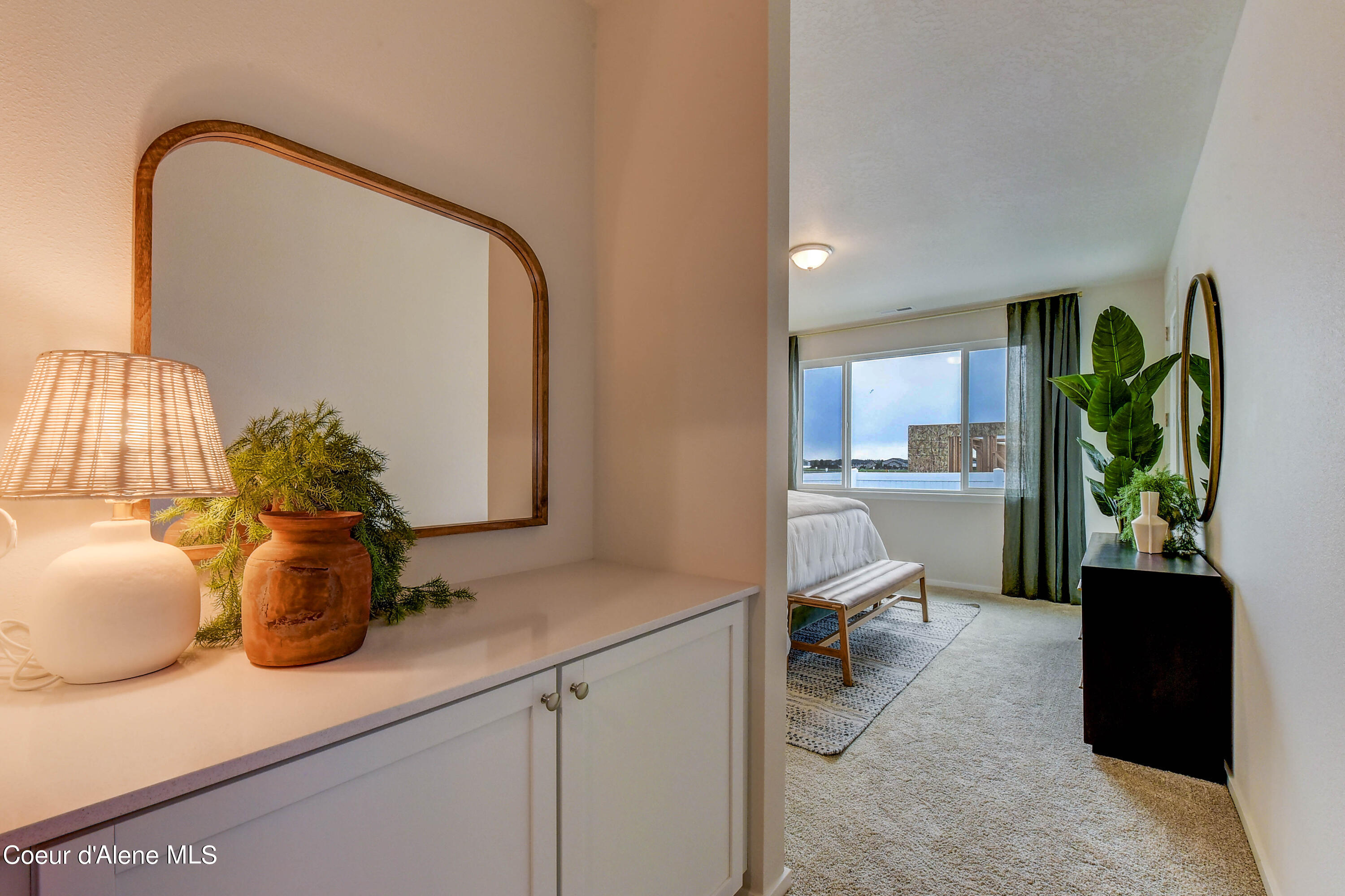 Hayden, Idaho 83835, United States, 2 Bedrooms Bedrooms, ,3 BathroomsBathrooms,Residential,Pending,18620