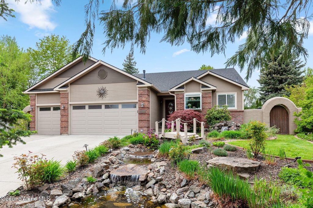 Photo of 5849 Toulon DR, Coeur dAlene, ID 83815 (MLS # 26-4726)