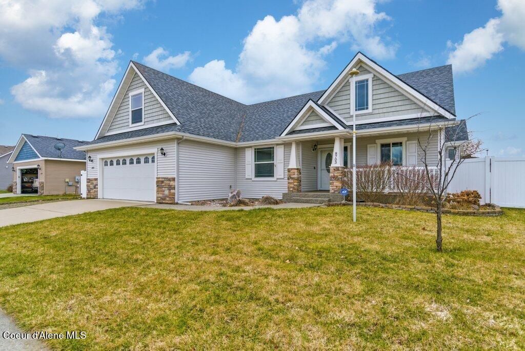 Photo of 8703 Courcelles Pkwy, Hayden, ID 83835 (MLS # 26-2261)