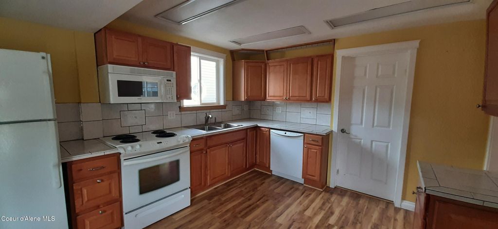 Photo of 106 Kellogg Ave, Kellogg, ID 83837 (MLS # 26-2848)