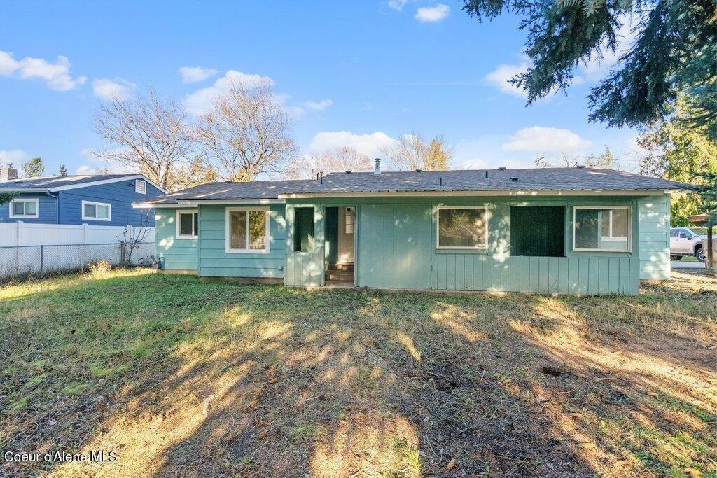 Photo of 926 Davidson, Coeur dAlene, ID 83814 (MLS # 25-11572)