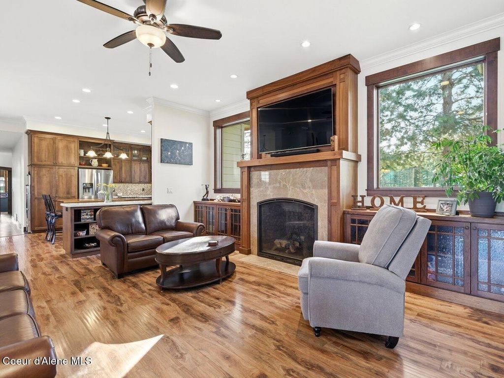 Photo of 1372 HOFMEISTER Ct, Hayden Lake, ID 83835 (MLS # 26-4193)