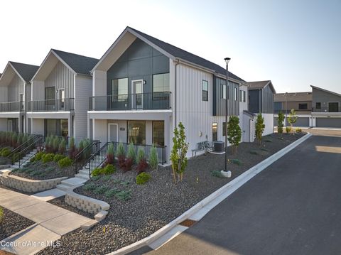 Photo of 1037 RAILROAD Ave, Post Falls, ID 83854 (MLS # 26-3801)