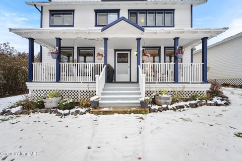 Photo of 114 COEUR D ALENE Ave, Harrison, ID 83833 (MLS # 25-11497)