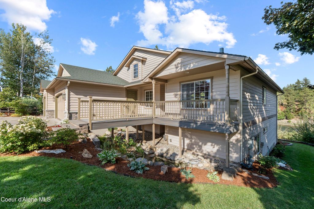 Photo of 821 Majestic View View, Post Falls, ID 83854 (MLS # 25-8665)