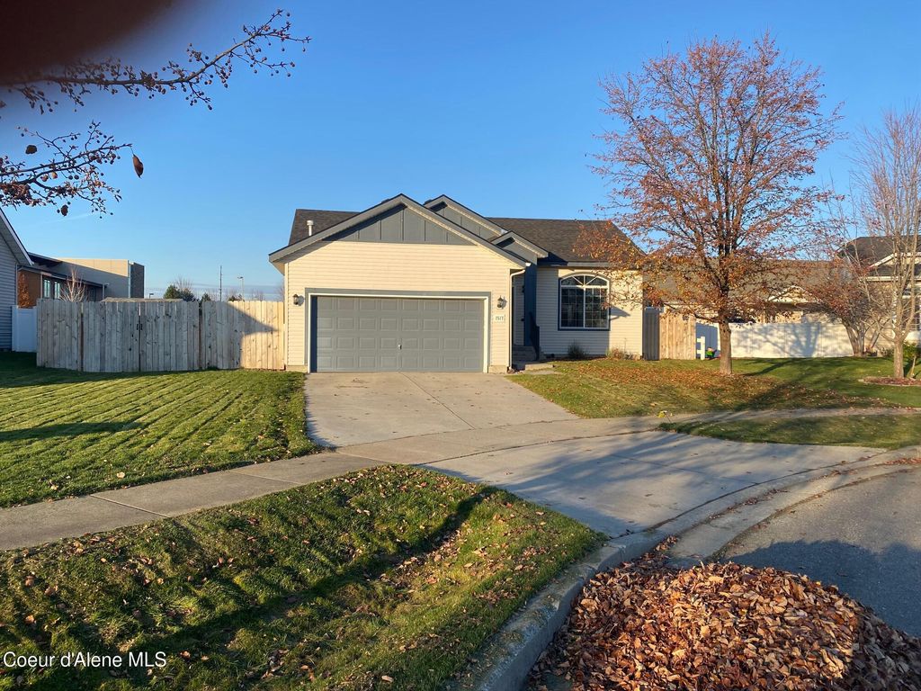 Photo of 2517 TIMBERLAKE Loop, Coeur dAlene, ID 83815 (MLS # 25-11163)