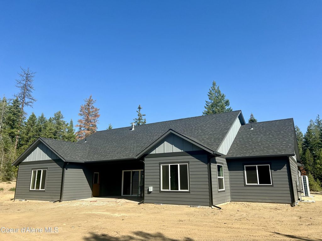 Photo of NNA Twin Lakes Rd Lt 3 Blk 2, Rathdrum, ID 83858 (MLS # 25-9611)