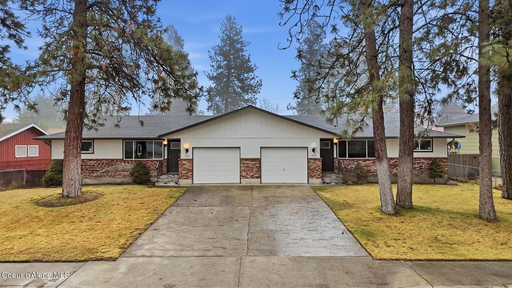 Photo of 7016 Whitehouse St, Spokane, WA 99208 (MLS # 26-1220)