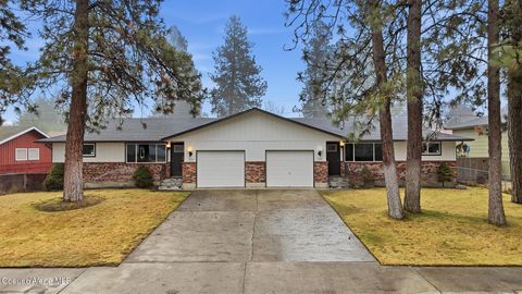 Homes For Sale - 7016 Whitehouse St<br/> Spokane, WA 99208