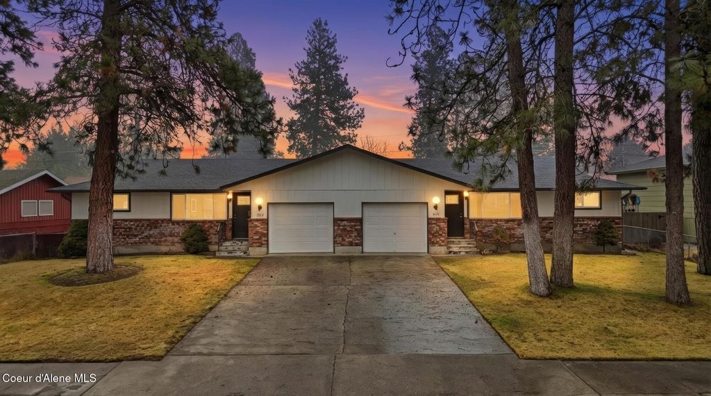 Photo of 7016 Whitehouse St, Spokane, WA 99208 (MLS # 26-1220)