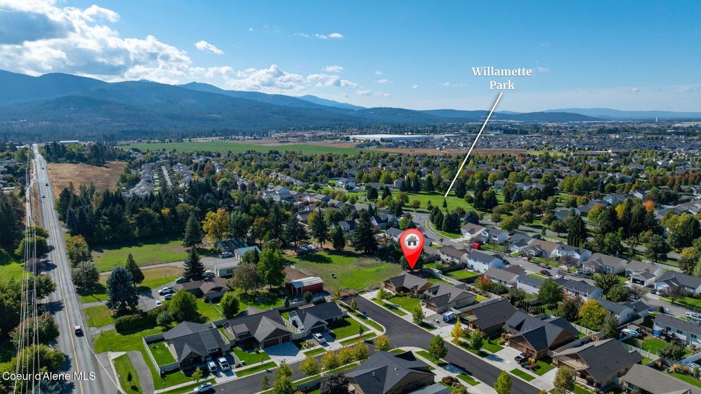 Photo of 2229 SOCKEYE Dr, Post Falls, ID 83854 (MLS # 25-10075)