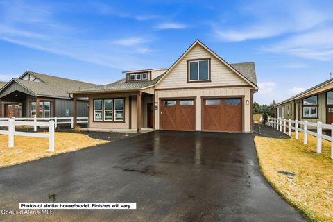 Photo of 171 Backtrack Rd, Sandpoint, ID 83864 (MLS # 26-2536)
