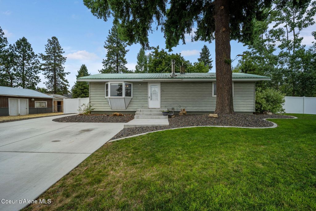 Photo of 104 16TH Ave, Post Falls, ID 83854 (MLS # 25-9555)