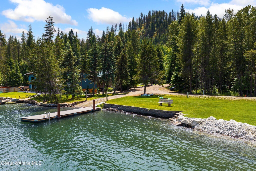 Photo of 190 Sunny Shores Shores, Sagle, ID 83860 (MLS # 26-8878)