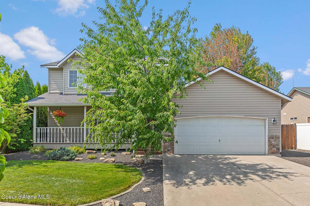 Photo of 2411 Mackenzie DR, Post Falls, ID 83854 (MLS # 26-8412)