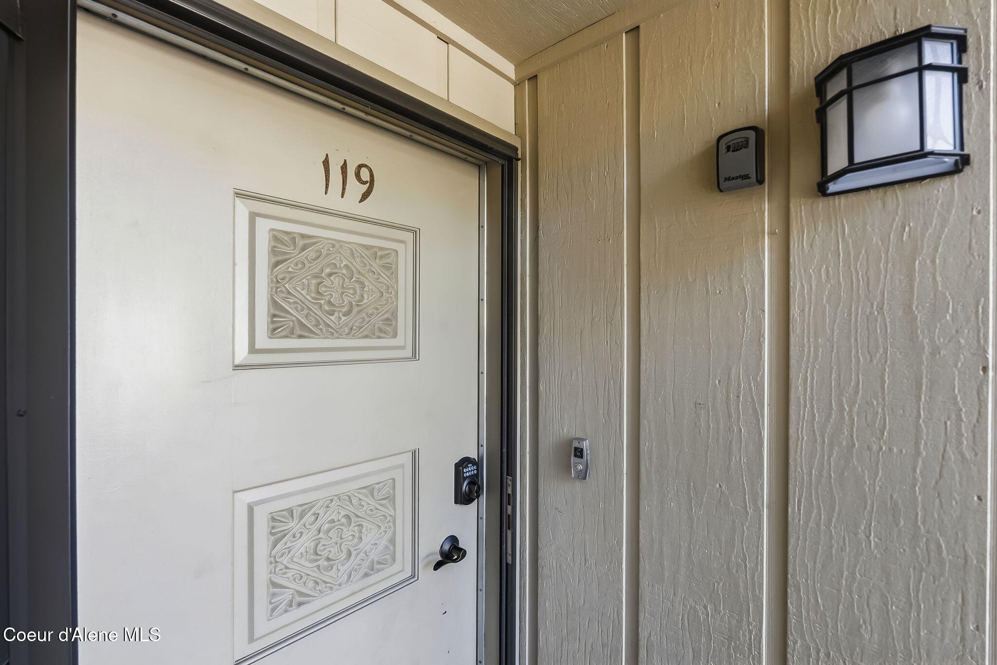 301 Iberian APT 119