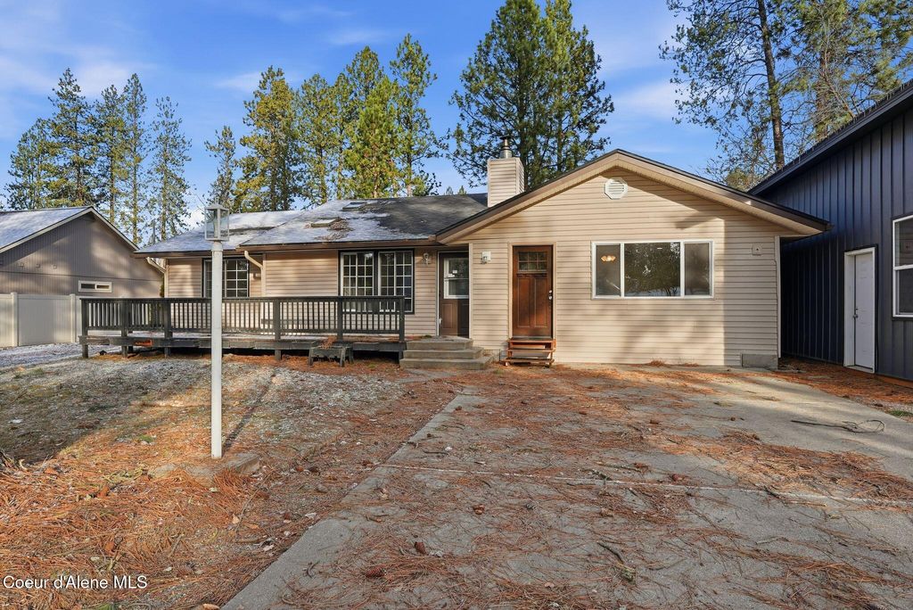 Photo of 1135 Forest Park Park, Coeur dAlene, ID 83815 (MLS # 26-292)