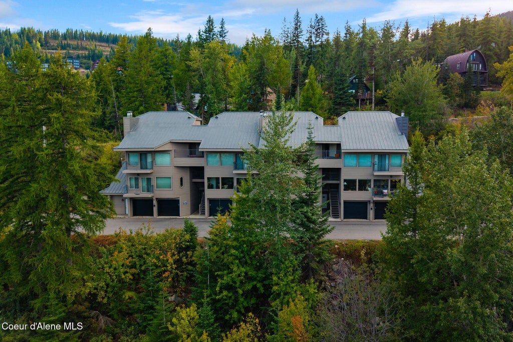 Photo of 88 Blooming Flower CT #303, Sandpoint, ID 83864 (MLS # 26-10268)