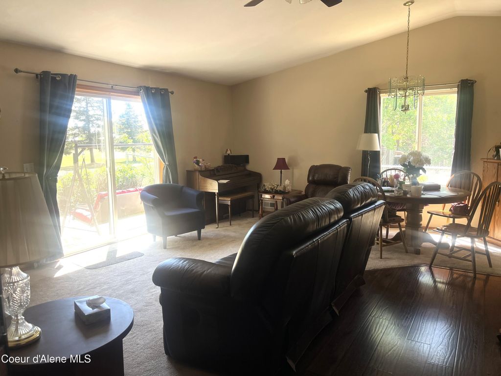 Photo of 1702 Summer Rose ST, Post Falls, ID 83854 (MLS # 26-4733)