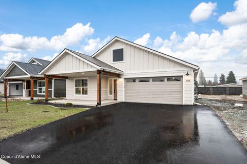 Photo of 2228 Maverick Ct, Sandpoint, ID 83864 (MLS # 26-666)