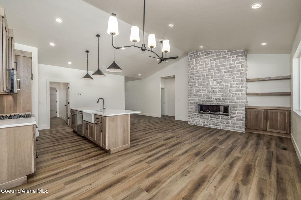 Photo of 9141 Cultivator Ave, Rathdrum, ID 83858 (MLS # 26-139)