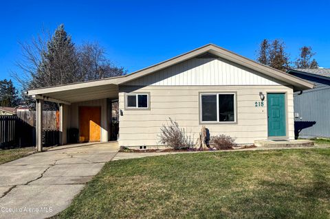 Photo of 218 2nd Ave, Sandpoint, ID 83864 (MLS # 26-2148)