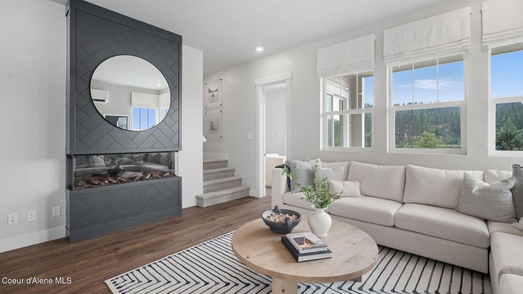 Photo of 3226 Grandmill Ln #101, Coeur dAlene, ID 83814 (MLS # 26-3405)