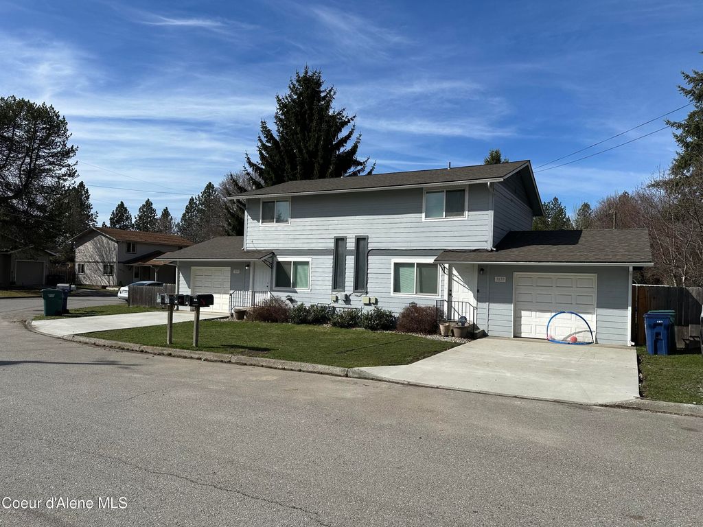 Photo of 1835-1837 N Burl LN, Coeur dAlene, ID 83814 (MLS # 25-2772)