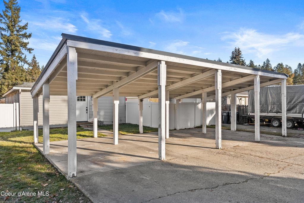 Photo of 1637 E Hastings AVE, Coeur dAlene, ID 83814 (MLS # 25-902)