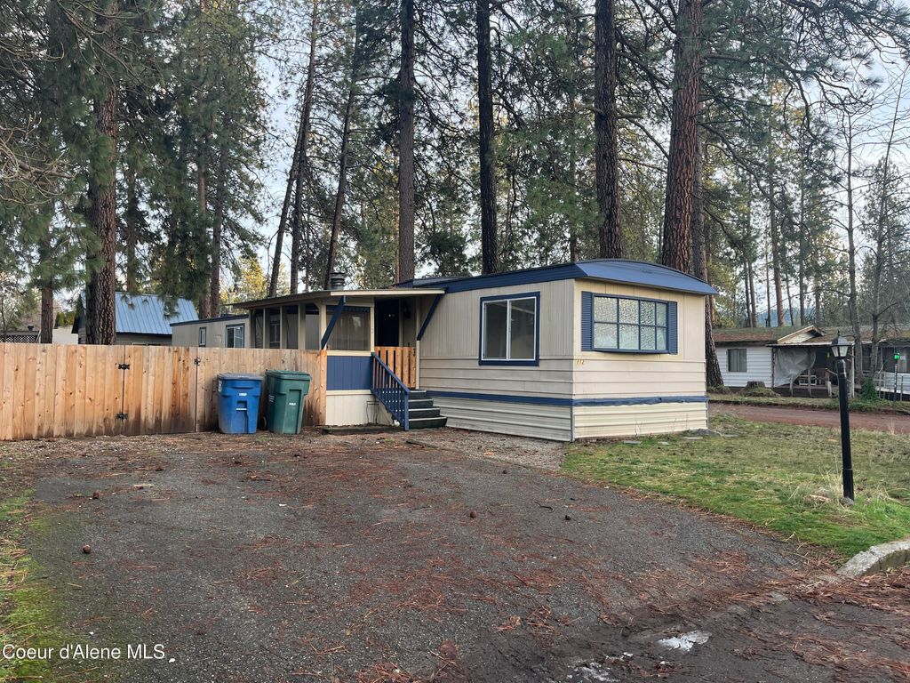 Photo of 112 Cambie St, Post Falls, ID 83854 (MLS # 26-134)