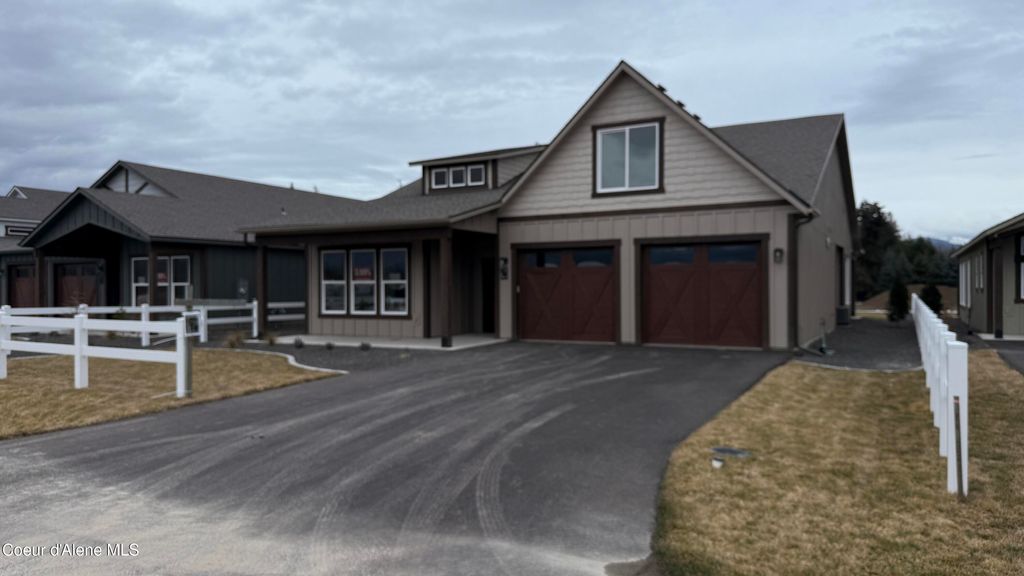 Photo of 113 Backtrack Rd, Sandpoint, ID 83864 (MLS # 26-1332)